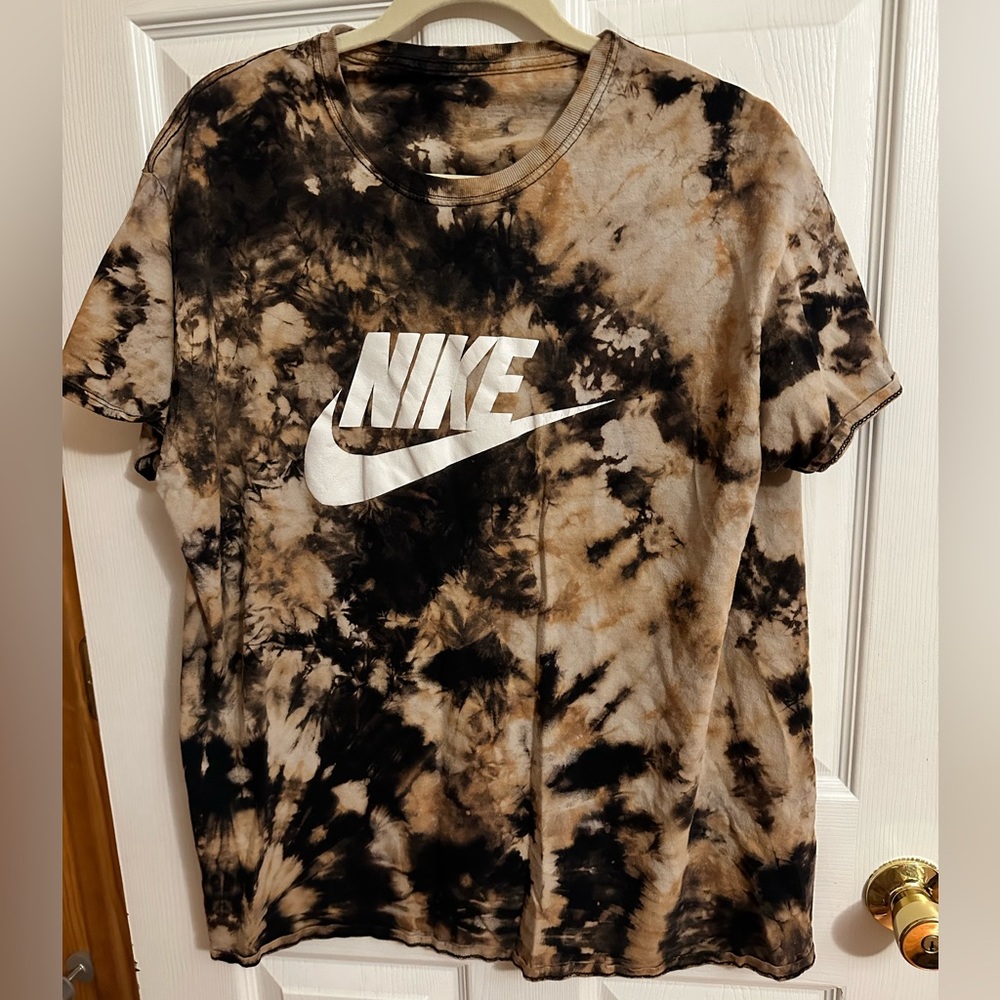 Nike bleach dyed tshirt. Women’s size XL
